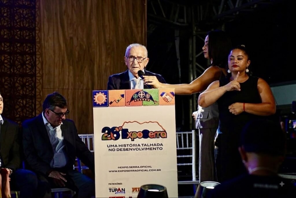 1° dia da ExpoSerra é marcado por homenagem a João Duque e crescimento no faturamento de empresas